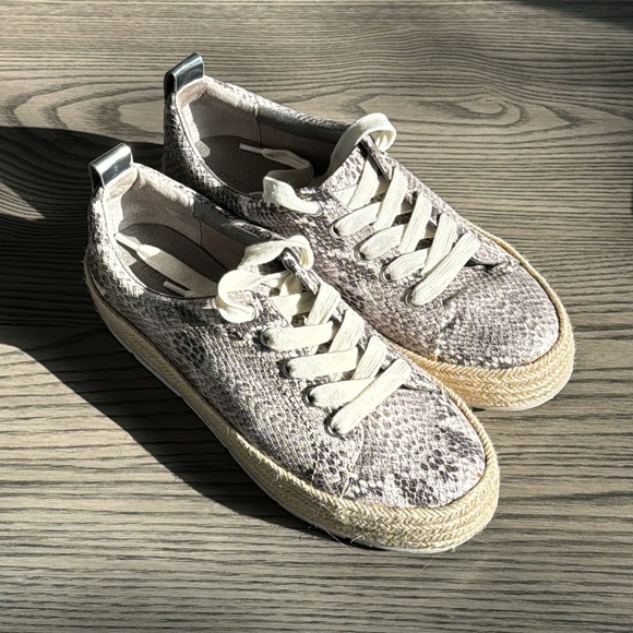 Treasure & Bond “snakeskin” sneakers - Picture 9 of 10